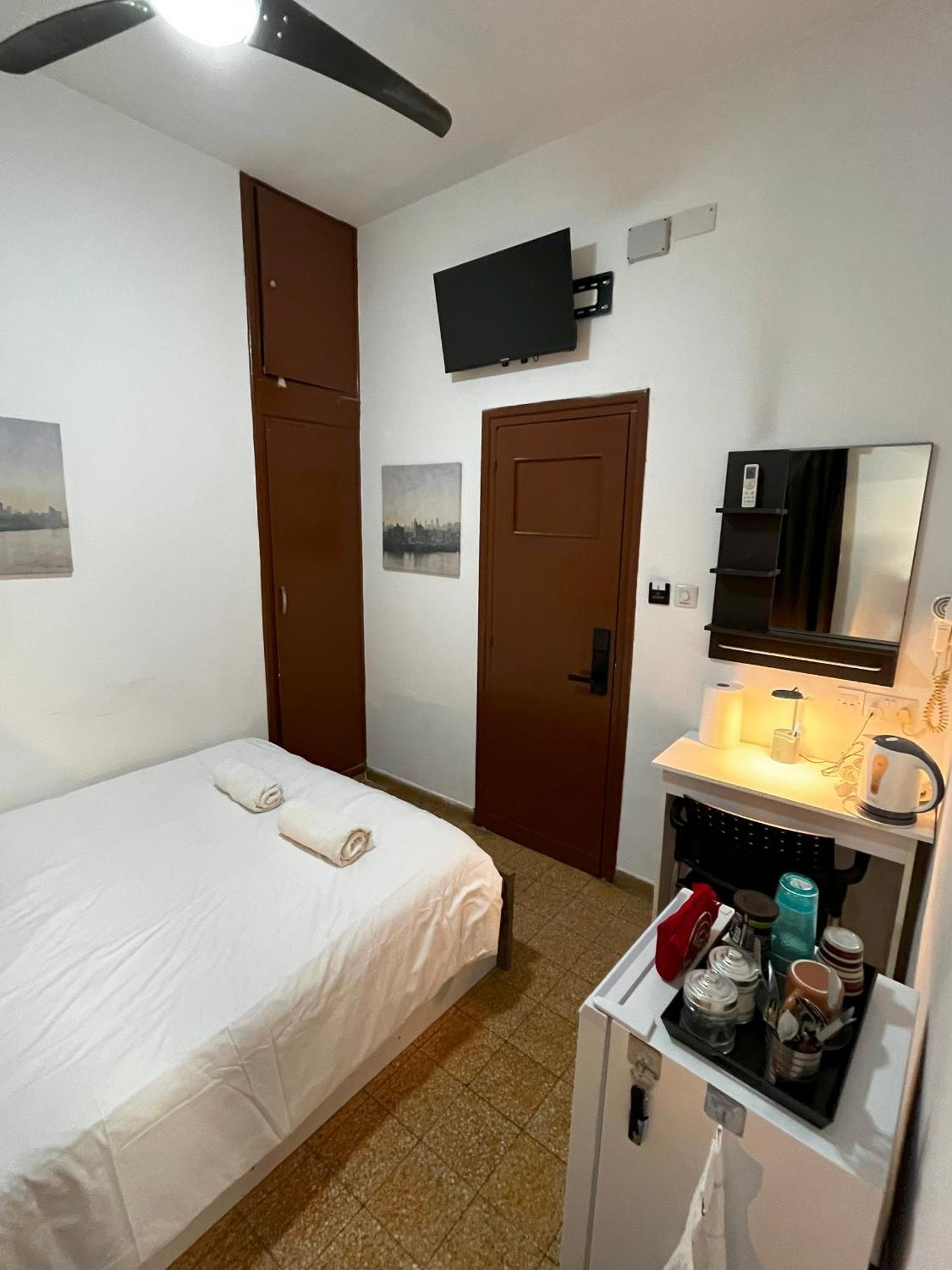 Xanthis Hostel Nicosia City Centre Exterior photo